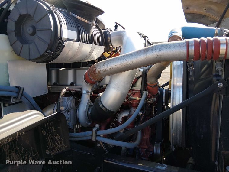 image for item EG8259 2007 Mack CTP713  water truck