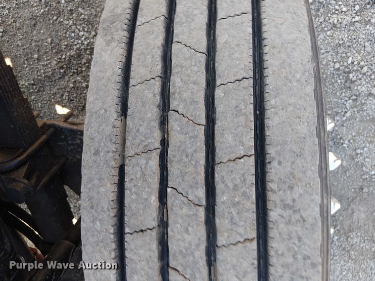 image for item EG8259 2007 Mack CTP713  water truck