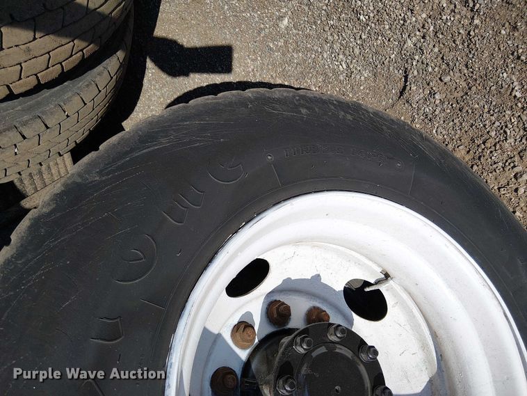 image for item EG8259 2007 Mack CTP713  water truck