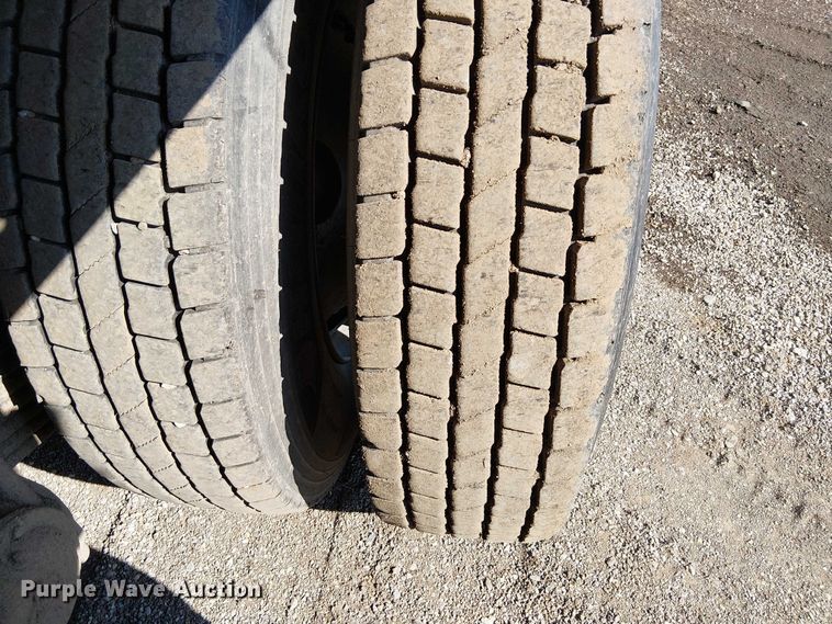 image for item EG8259 2007 Mack CTP713  water truck