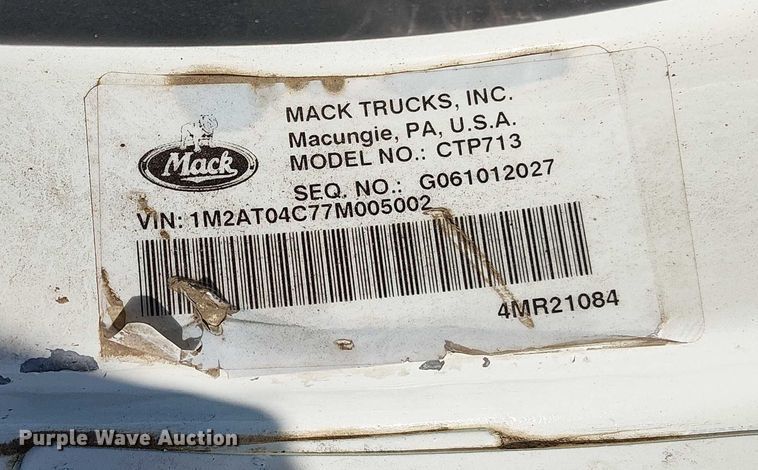 image for item EG8259 2007 Mack CTP713  water truck