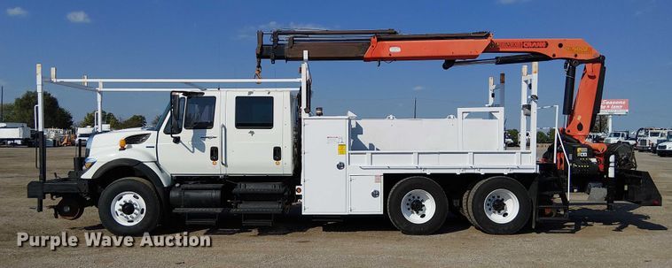 image for item EG8261 2010 International WorkStar 7500 Crew Cab crane truck