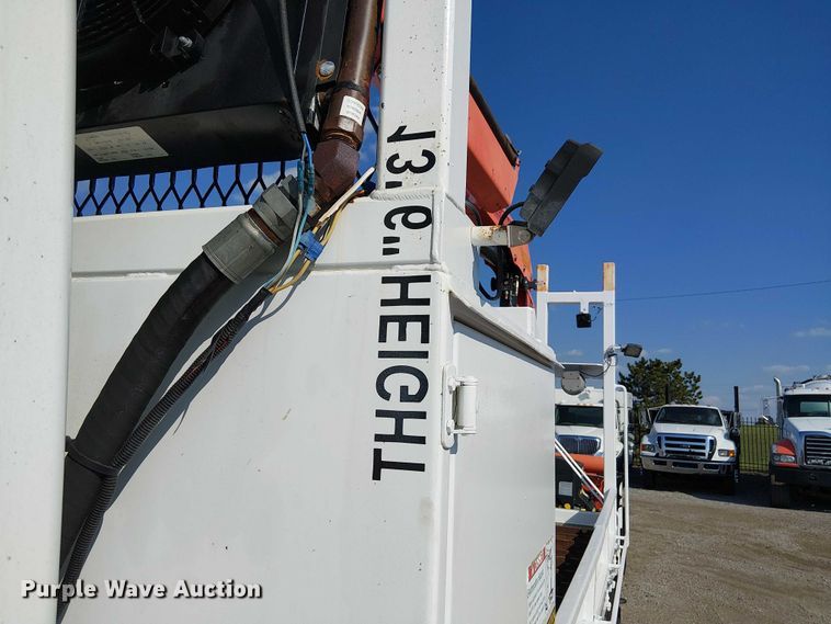 image for item EG8261 2010 International WorkStar 7500 Crew Cab crane truck