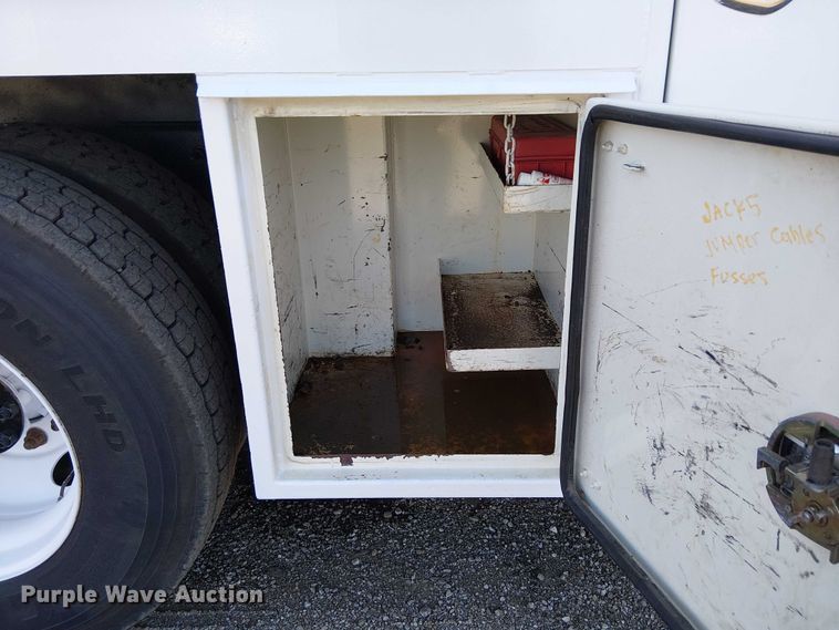 image for item EG8261 2010 International WorkStar 7500 Crew Cab crane truck