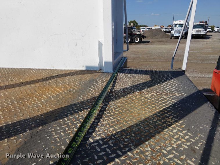 image for item EG8261 2010 International WorkStar 7500 Crew Cab crane truck