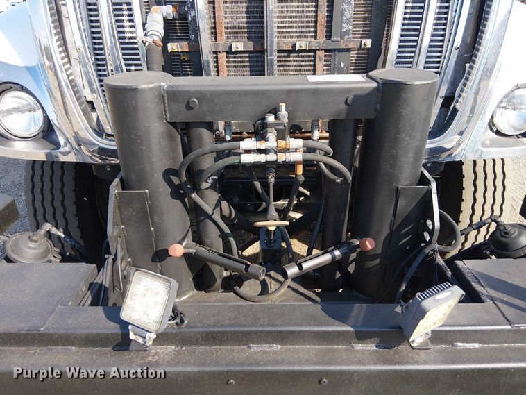 image for item EG8261 2010 International WorkStar 7500 Crew Cab crane truck