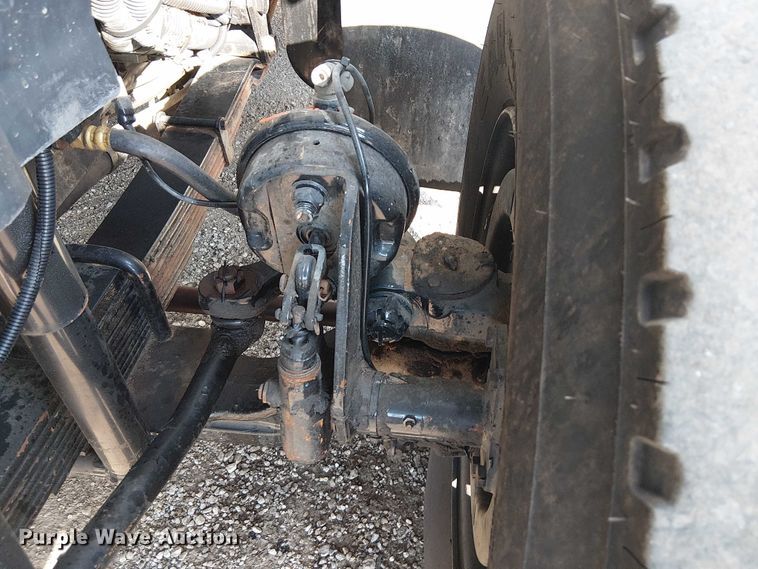 image for item EG8261 2010 International WorkStar 7500 Crew Cab crane truck