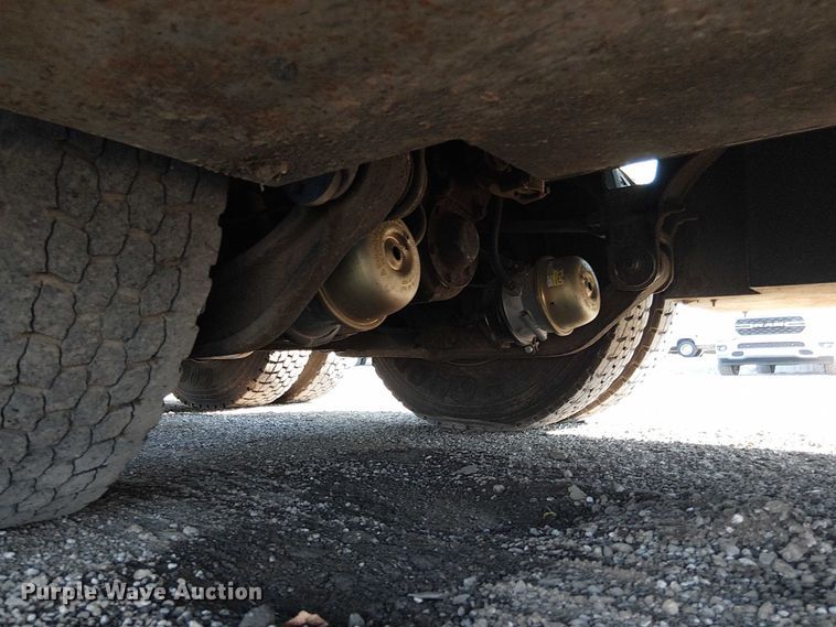 image for item EG8261 2010 International WorkStar 7500 Crew Cab crane truck