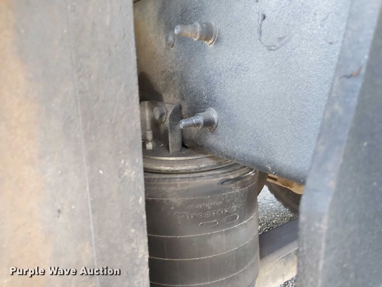 image for item EG8261 2010 International WorkStar 7500 Crew Cab crane truck