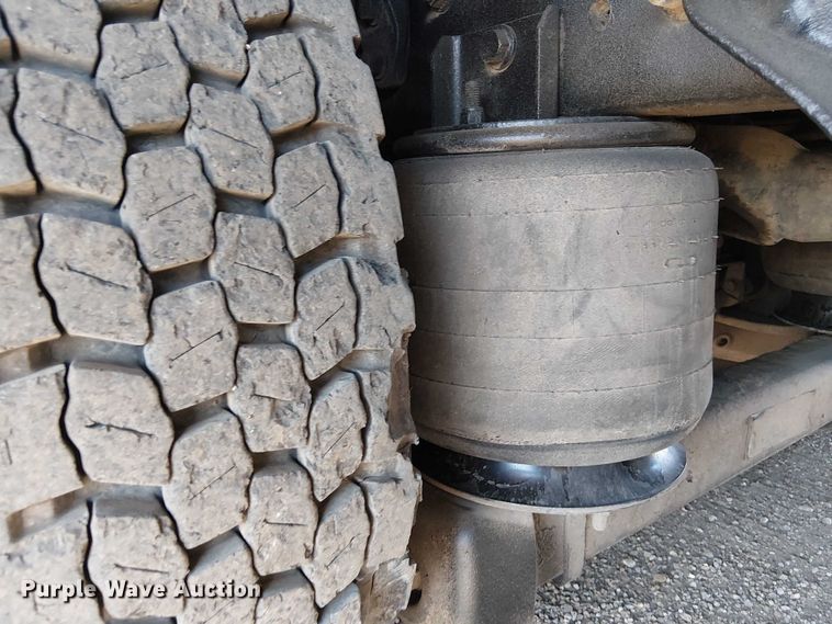 image for item EG8261 2010 International WorkStar 7500 Crew Cab crane truck