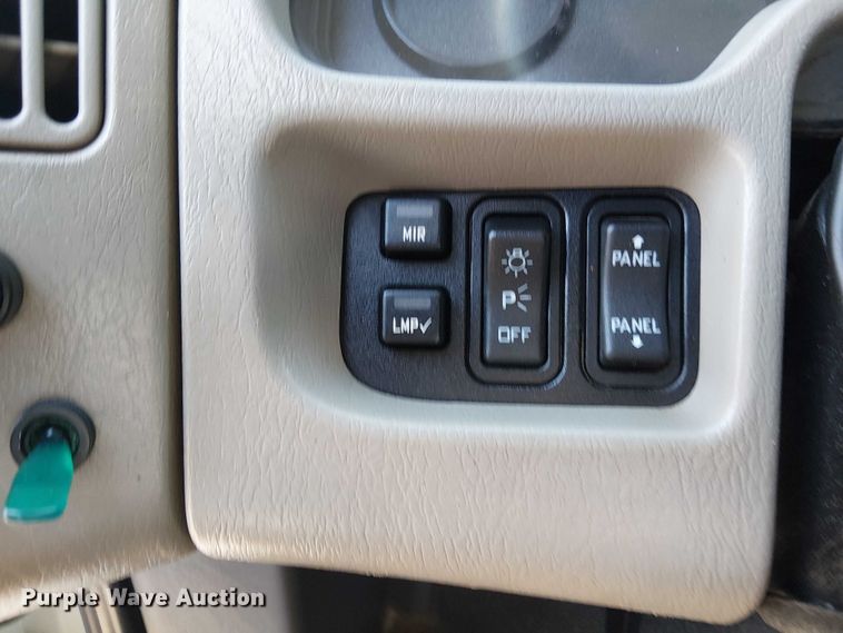 image for item EG8261 2010 International WorkStar 7500 Crew Cab crane truck