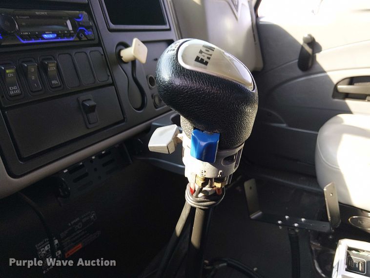 image for item EG8261 2010 International WorkStar 7500 Crew Cab crane truck