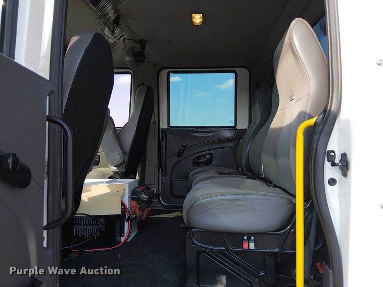 image for item EG8261 2010 International WorkStar 7500 Crew Cab crane truck