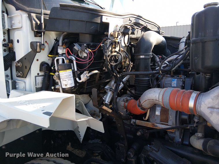 image for item EG8261 2010 International WorkStar 7500 Crew Cab crane truck