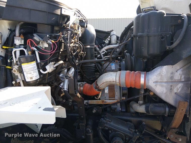 image for item EG8261 2010 International WorkStar 7500 Crew Cab crane truck