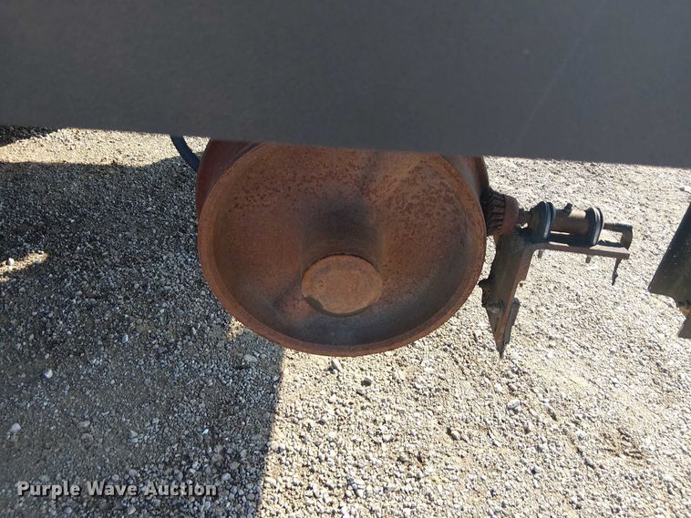 image for item EG8261 2010 International WorkStar 7500 Crew Cab crane truck