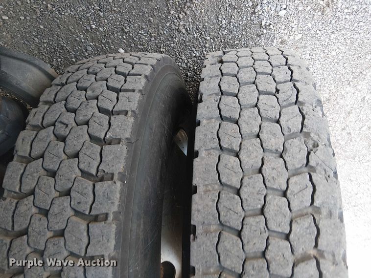 image for item EG8261 2010 International WorkStar 7500 Crew Cab crane truck