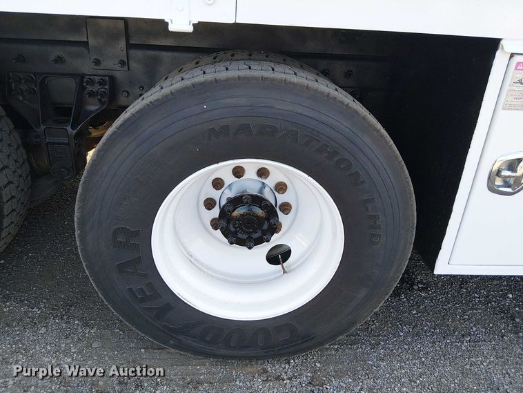 image for item EG8261 2010 International WorkStar 7500 Crew Cab crane truck