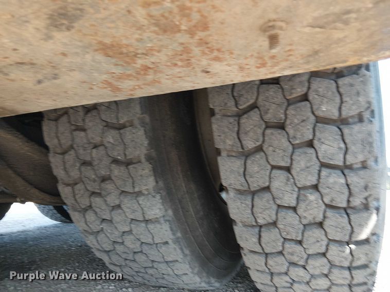 image for item EG8261 2010 International WorkStar 7500 Crew Cab crane truck