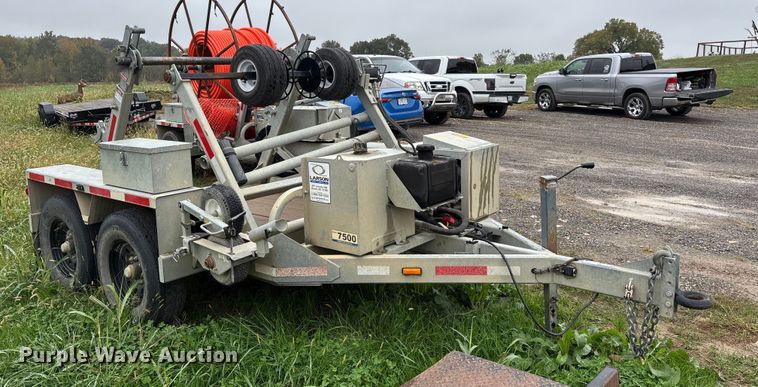 image for item EJ7698 2022 Larson 7500 reel trailer