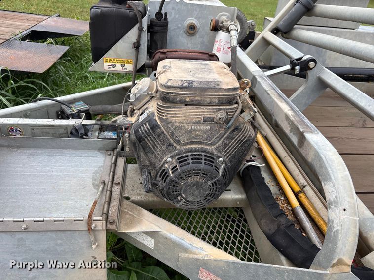 image for item EJ7698 2022 Larson 7500 reel trailer