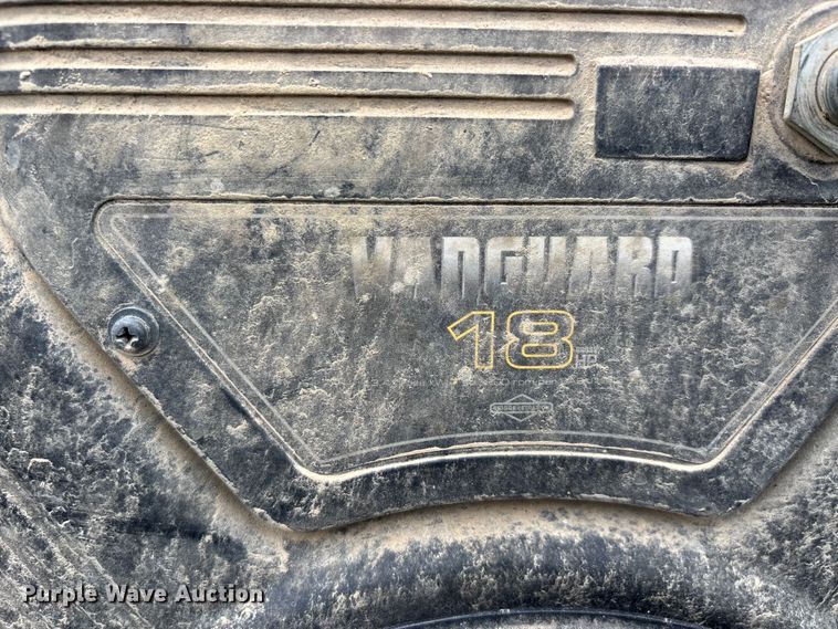 image for item EJ7698 2022 Larson 7500 reel trailer