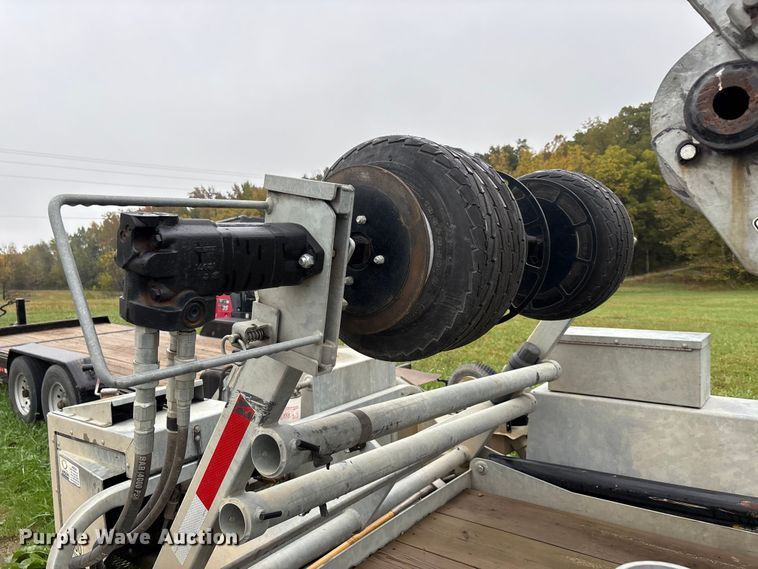 image for item EJ7698 2022 Larson 7500 reel trailer