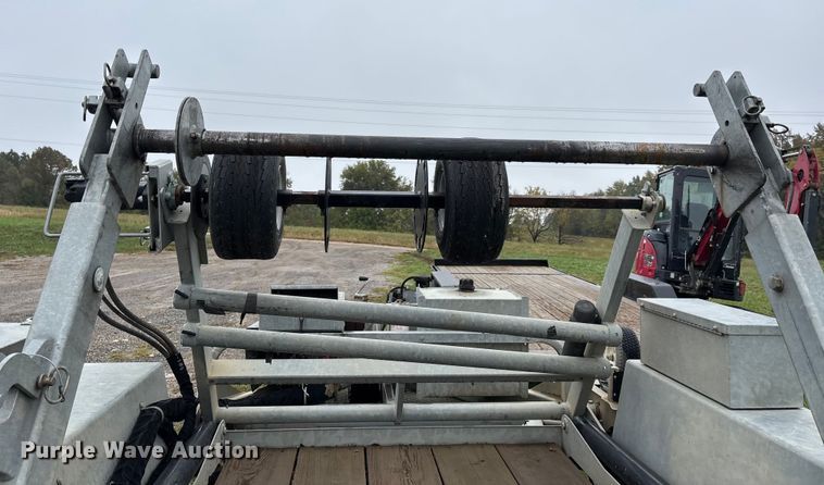 image for item EJ7698 2022 Larson 7500 reel trailer