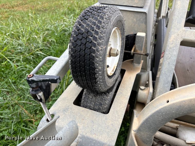 image for item EJ7698 2022 Larson 7500 reel trailer