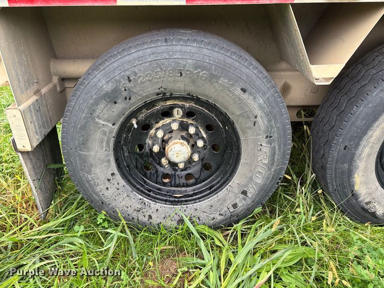 image for item EJ7698 2022 Larson 7500 reel trailer