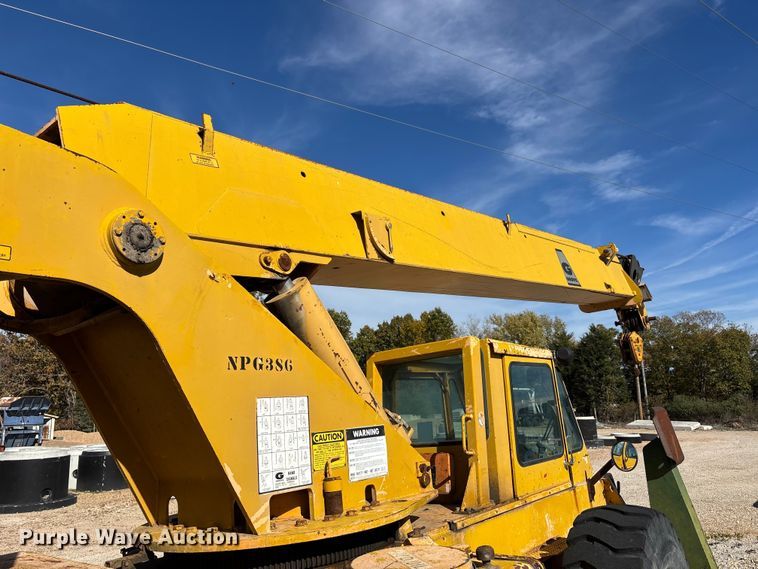 image for item EJ7724 1980 Grove RT58B crane