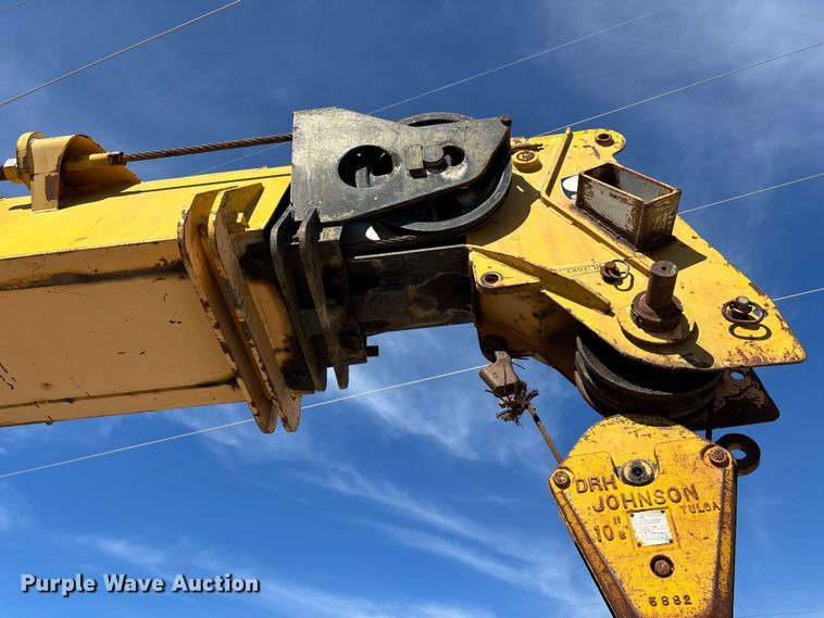 image for item EJ7724 1980 Grove RT58B crane