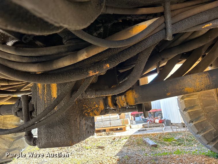 image for item EJ7724 1980 Grove RT58B crane