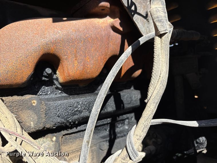 image for item EJ7724 1980 Grove RT58B crane