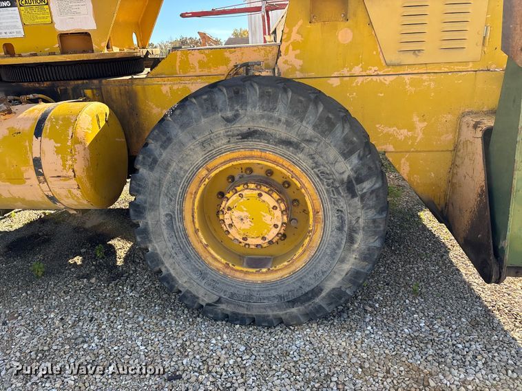 image for item EJ7724 1980 Grove RT58B crane