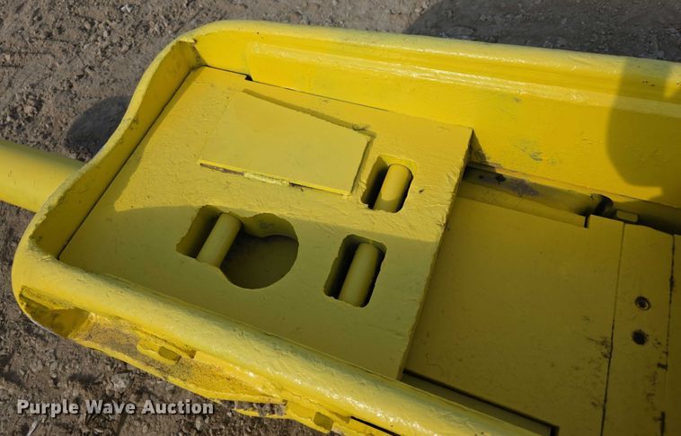 image for item EK5439 NPK GH18 breaker