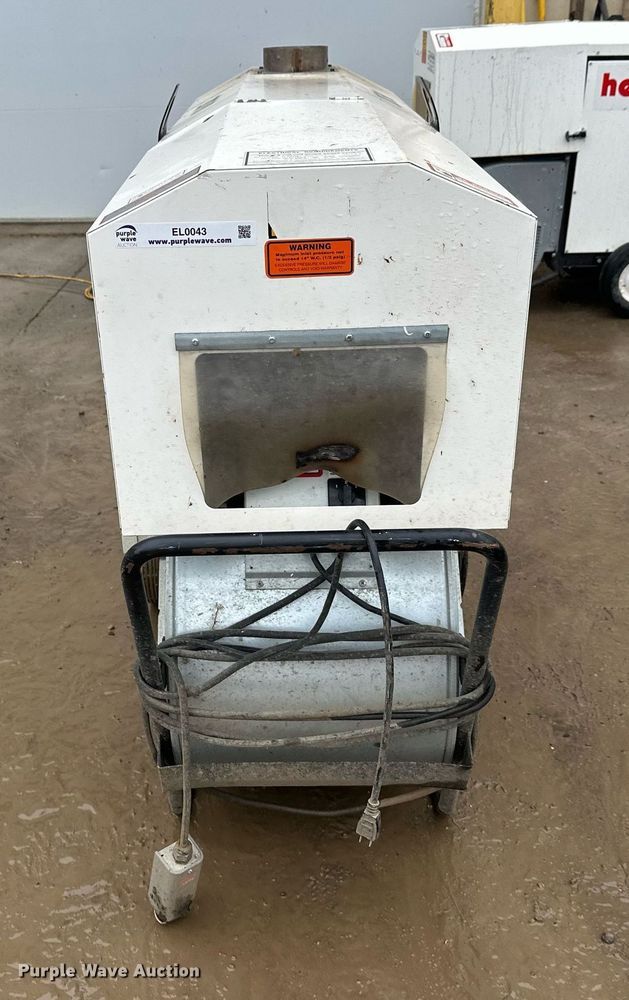 image for item EL0043 Heat Wagon VG400 heater