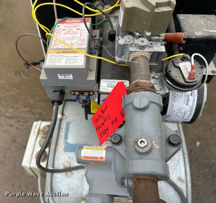 image for item EL0044 Heat wagon VG400 heater