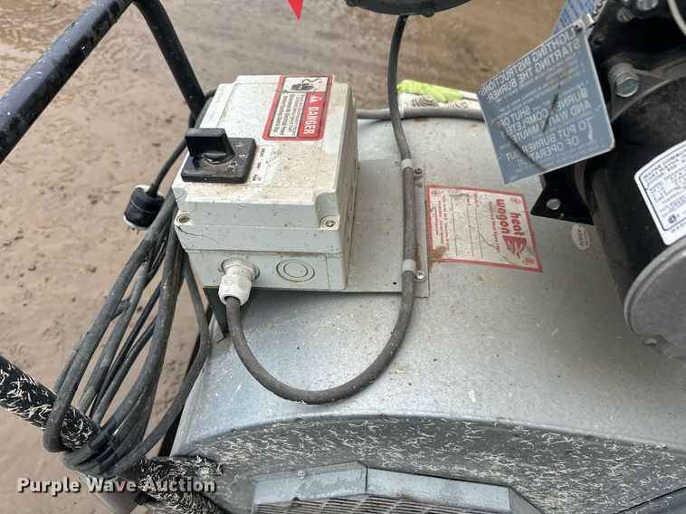 image for item EL0045 Heat wagon VG400 heater