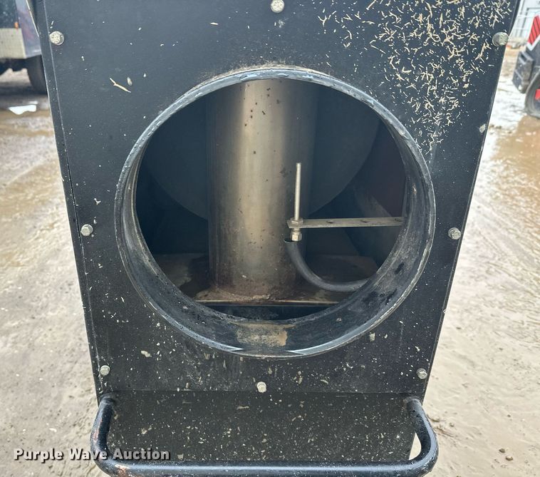 image for item EL0045 Heat wagon VG400 heater