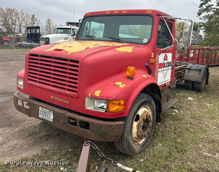 1991 International 4700Lp Hook Lift Truck VIN: 1HTSLNDM9MH338226 Lot: 999321400