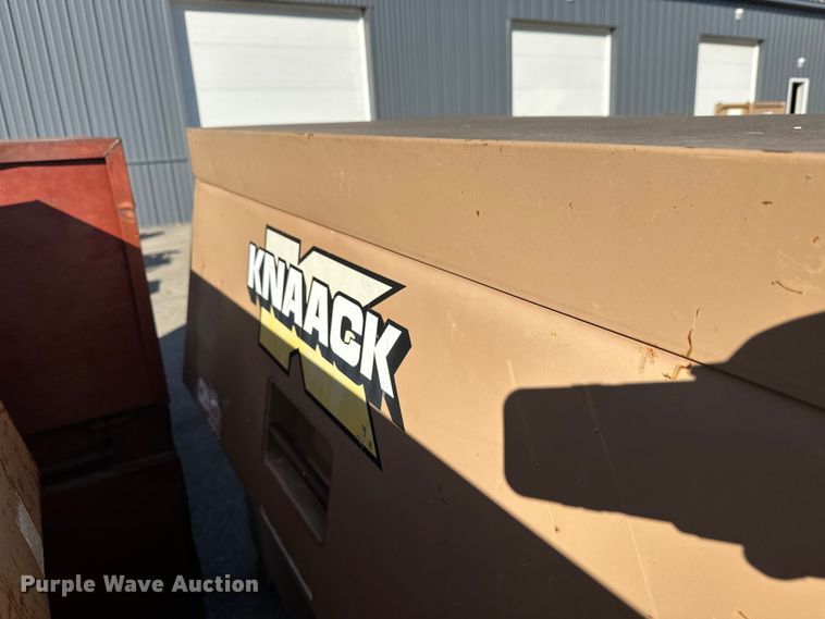 image for item EL0055 (3) job boxes