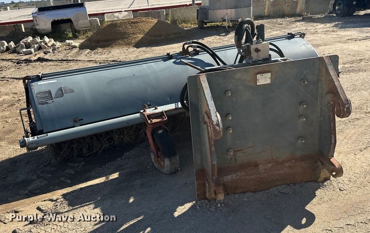 image for item EL0057 JRB  wheel loader broom