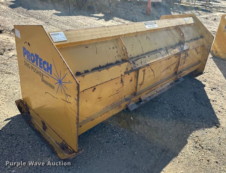 image for item EL0062 Pro Tech Snow pusher skid steer snow pusher