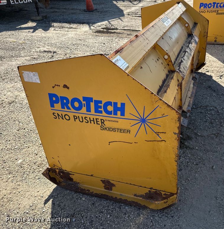 image for item EL0062 Pro Tech Snow pusher skid steer snow pusher
