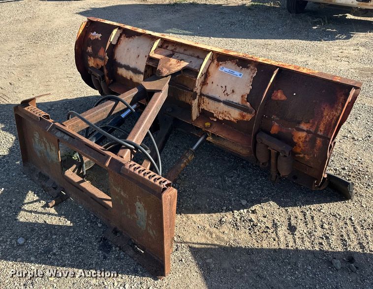image for item EL0064 Skid steer snow plow