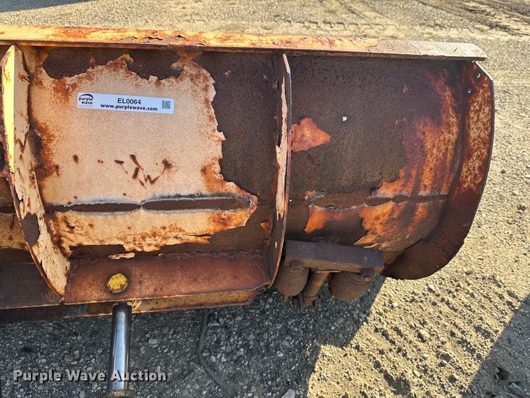 image for item EL0064 Skid steer snow plow