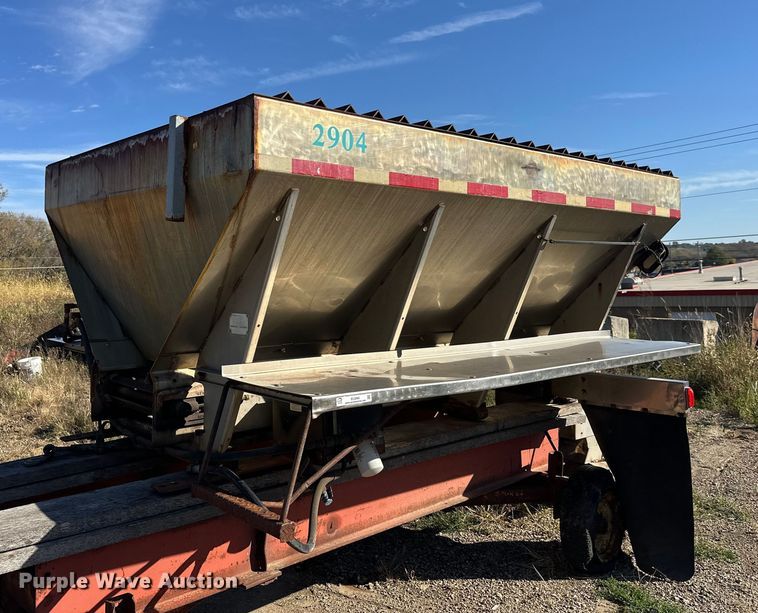 image for item EL0065 Henderson Chief spreader