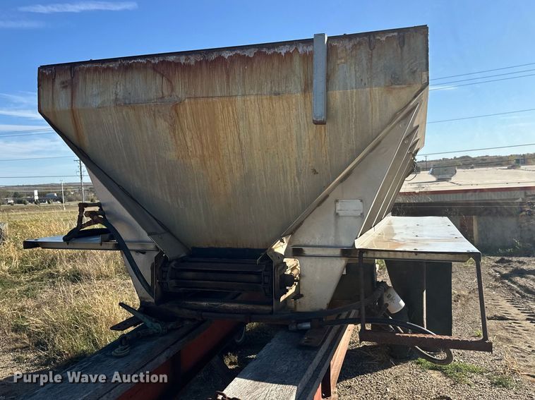 image for item EL0065 Henderson Chief spreader