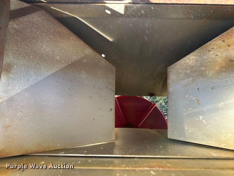 image for item EL0065 Henderson Chief spreader